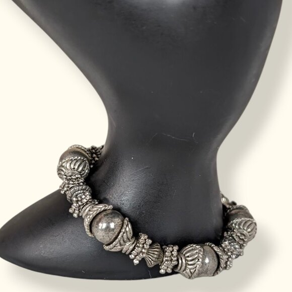 V. Metal Beaded Stretch Bracelet - Picture 1 of 4